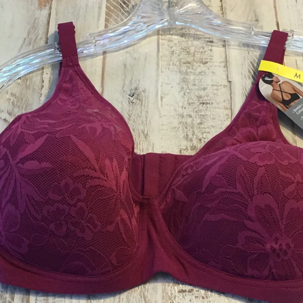 5 Bali “Breathe” wireless comfort bras